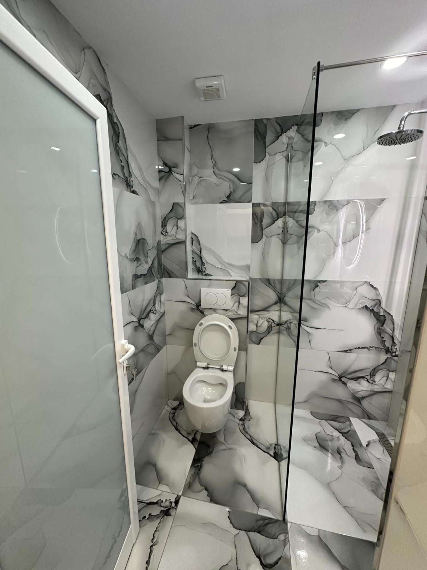 Hotel Elisabet Sarande Bagian luar foto